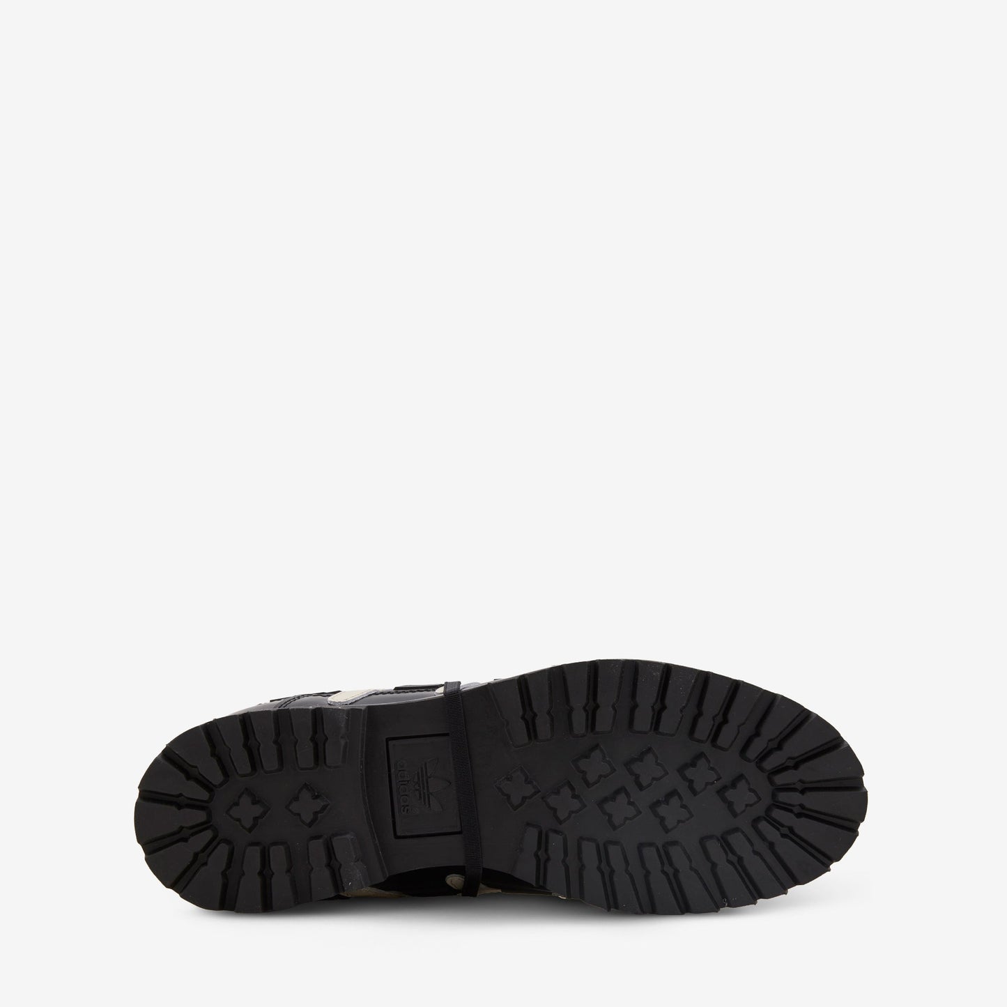 Brain Dead x Disney x Predator Core Black | Cream White | Core Black