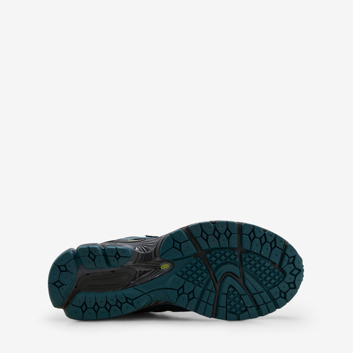 U190646S Medusa Green | Black