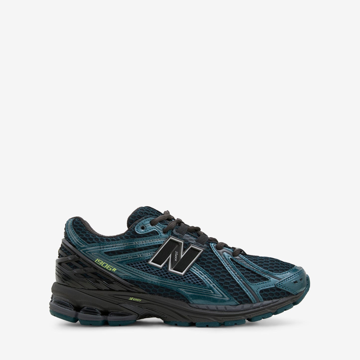U190646S Medusa Green | Black