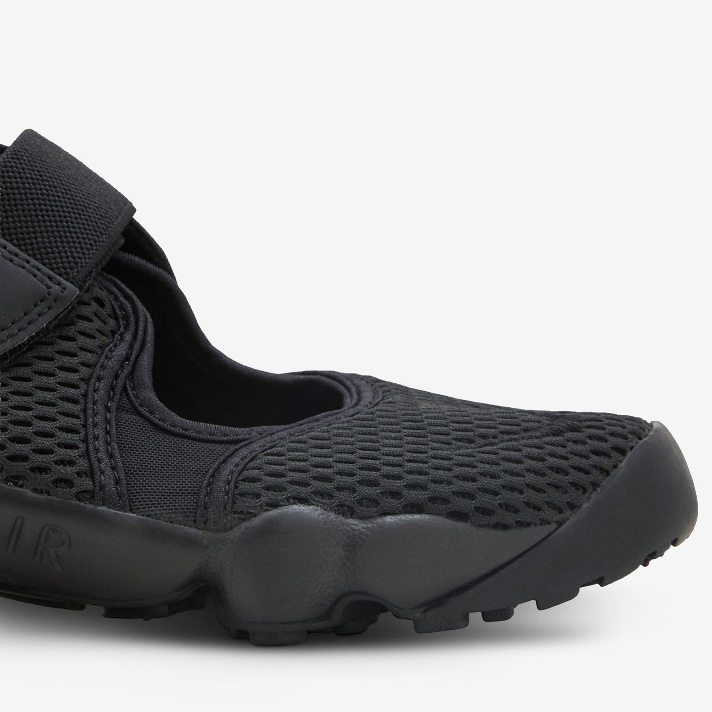 Air Rift Breathe Black | Black