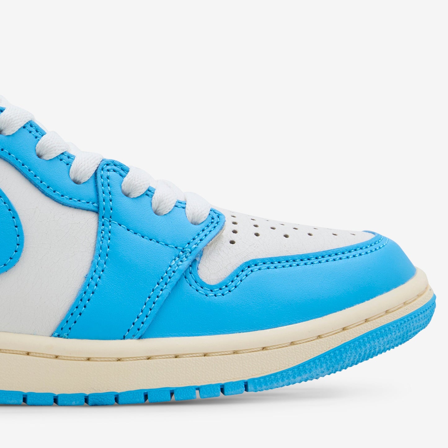 Grade School Air Jordan 1 Retro High OG 'UNC Reimagined' Dark Powder Blue | Dark Powder Blue | Sail