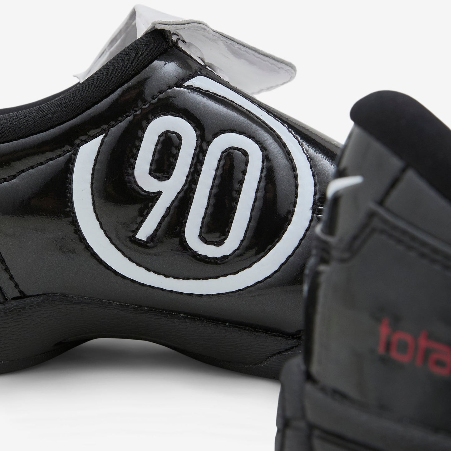 Women's Total 90 SE Black | White | University Red