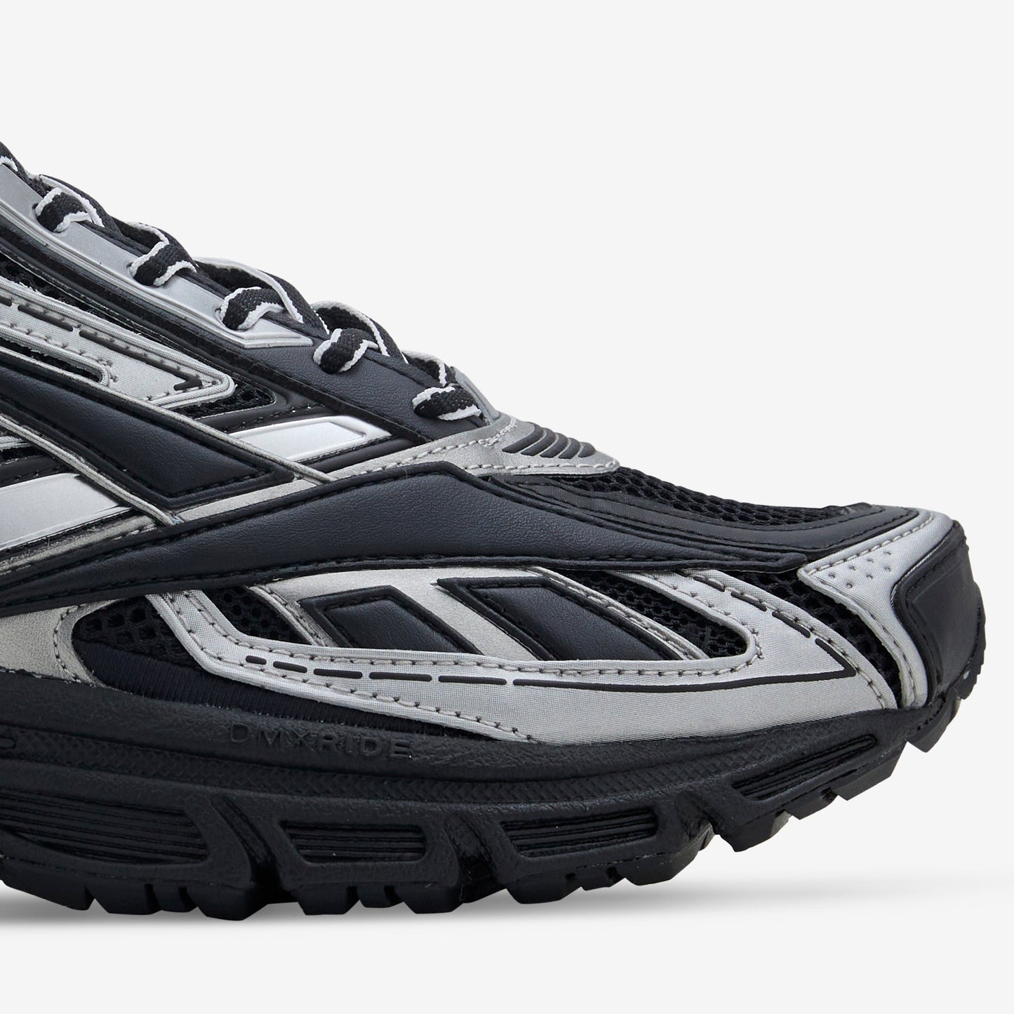 Premier Road Ultra Black Metallic