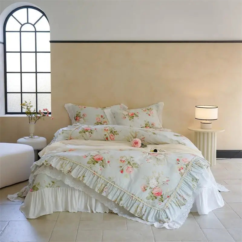 Elegant Vintage Floral Lovely White Lace and Ruffle Chic 100%Cotton Girls Duvet cover set Soft Quilted Bedspread 2Pillowcases