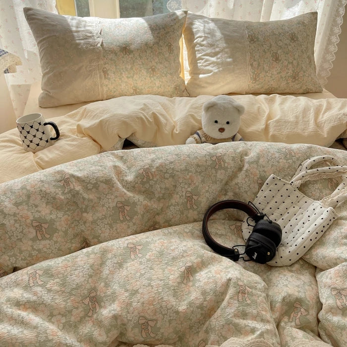 2025 new small floral cloud wrinkle double yarn bed four-piece set princess lace quilt cover three-piece bed sheet set