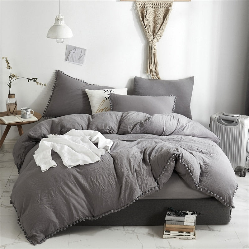 American Style Furball Tasseles Yellow Bedding Set Queen Home Hairball Tassel Bed Cover Sets Soft King Size Duvet Cover No Sheet