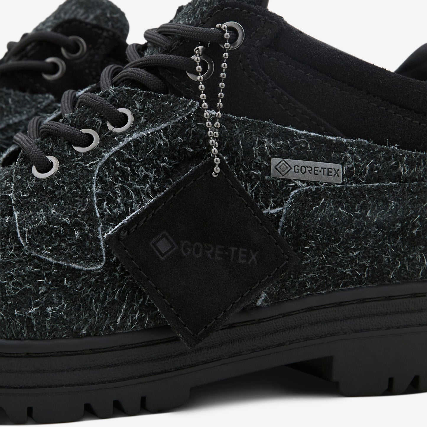 Heritage GTX Chukka Boot Black Suede