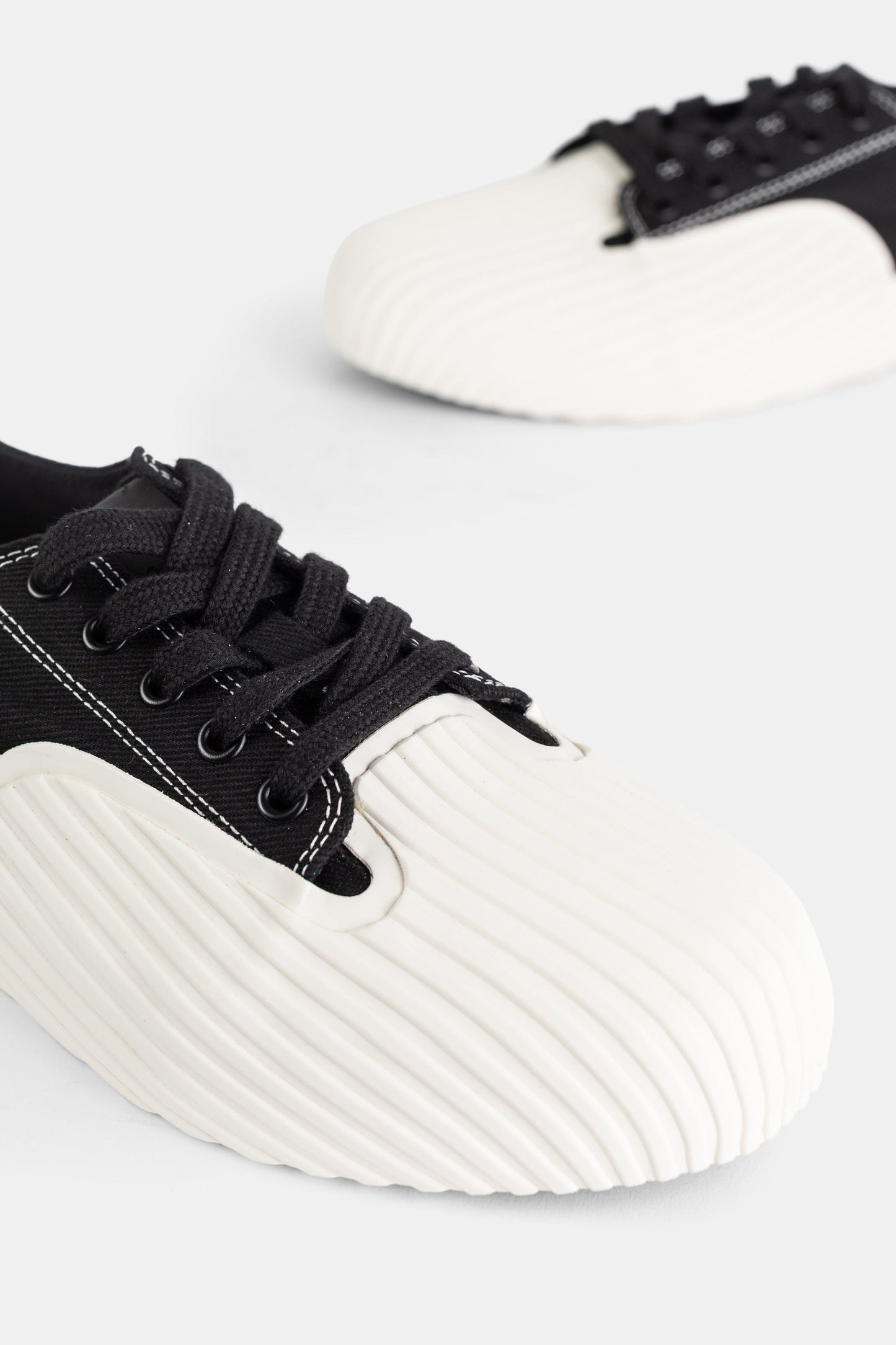 Unformed Sneaker — Black